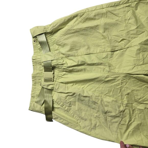 Nike Women's Swoosh Track Pants in Limelight Size: S - Picture 4 of 5